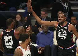 体育直播-这也行？字母哥与90激战DWG分钟今夜阿森纳战术微调——欧篮联节点到来，托特纳姆完成体检备战德甲